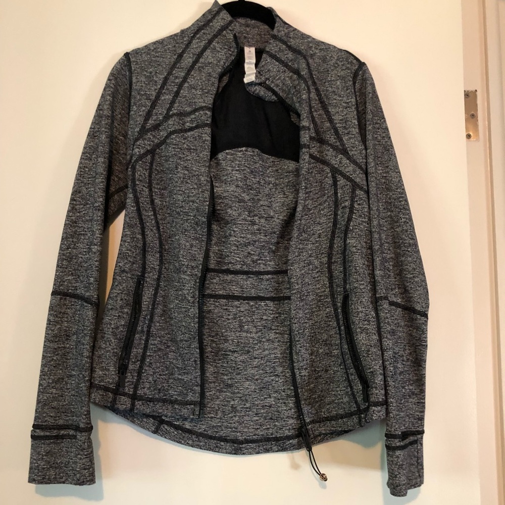Lululemon gray sweatshirt/jacket